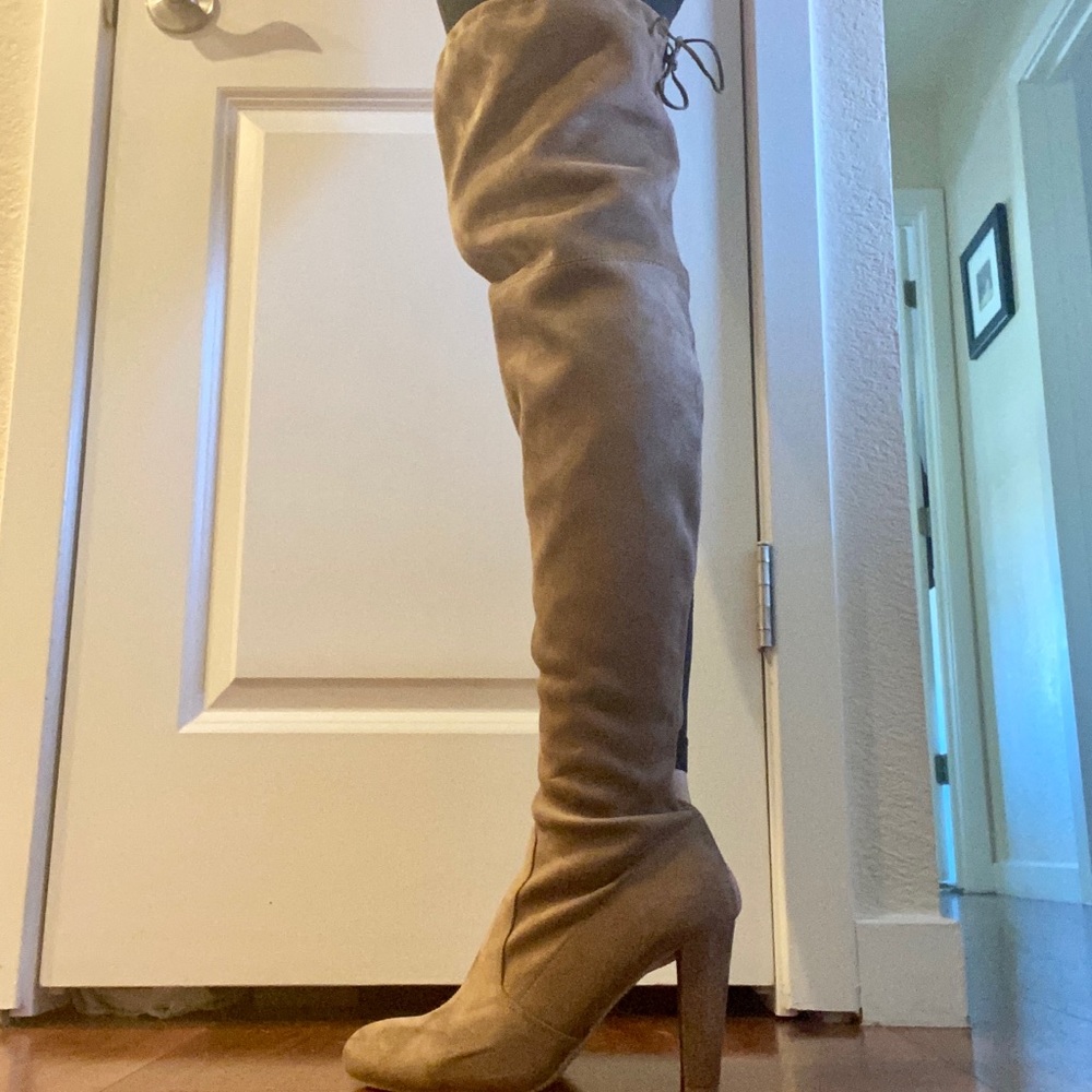 Cute tan, suede feeling over the knee boots